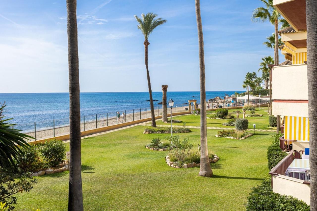 Holidays2Mijas Costa Lubina Del Sol Frontline Beach, Pool, Terrace, Seaview & Parking Sitio de Calahonda Екстериор снимка