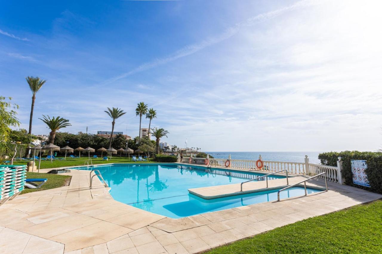 Holidays2Mijas Costa Lubina Del Sol Frontline Beach, Pool, Terrace, Seaview & Parking Sitio de Calahonda Екстериор снимка